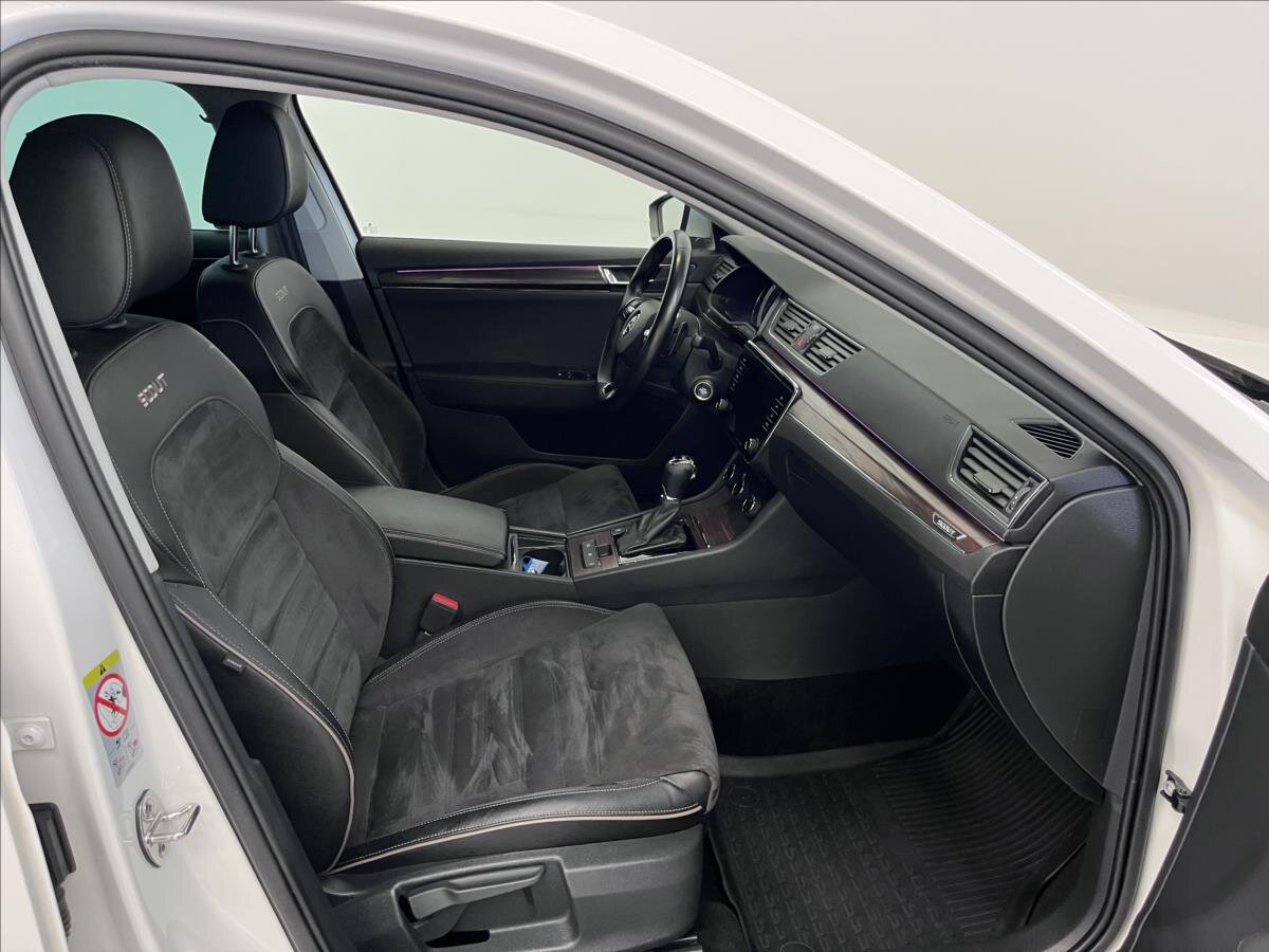 Škoda Superb Kombi 2,0 l 147 kw