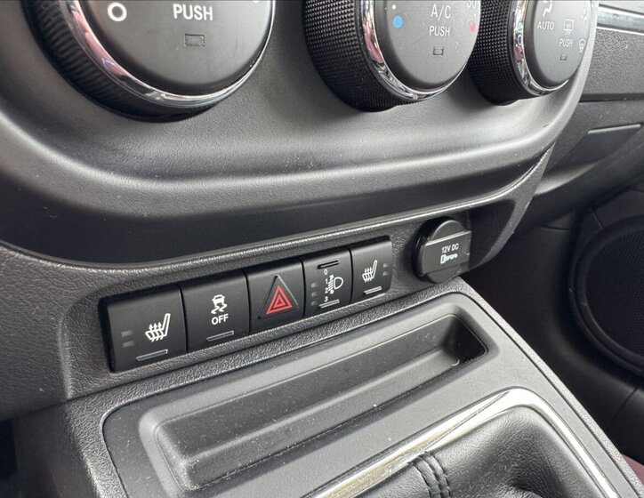 Jeep Compass SUV / Terénní 2,1 l 100 kw