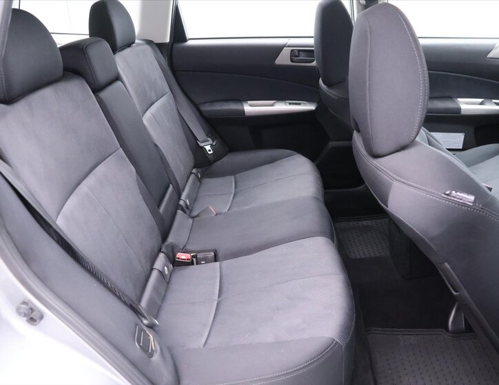 Subaru Forester SUV 2,0 l 110 kw