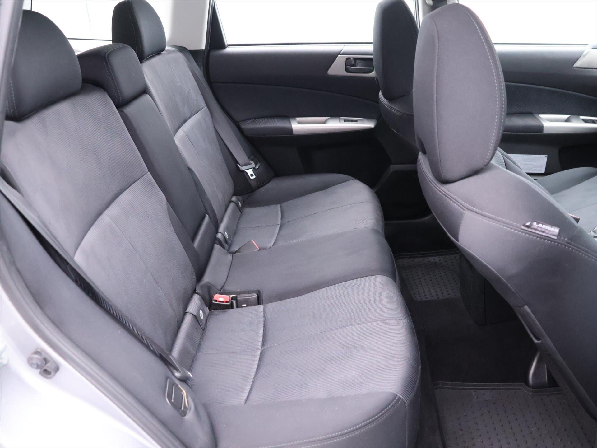 Subaru Forester SUV 2,0 l 110 kw