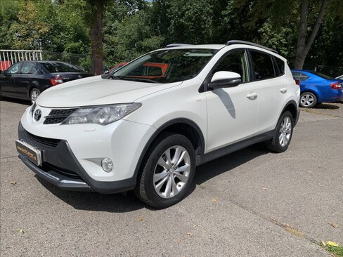 Toyota RAV4 SUV / Terénní 2,2 l 110 kw