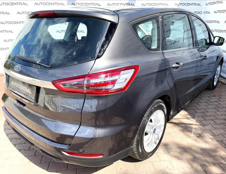 Ford S-MAX MPV 1,5 l 118 kw
