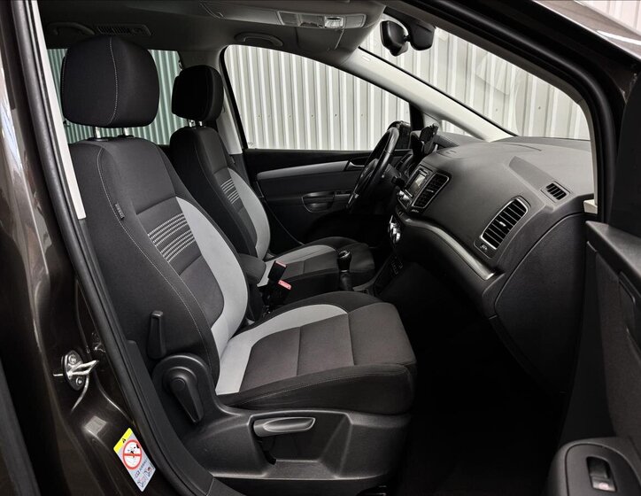 Volkswagen Sharan 37