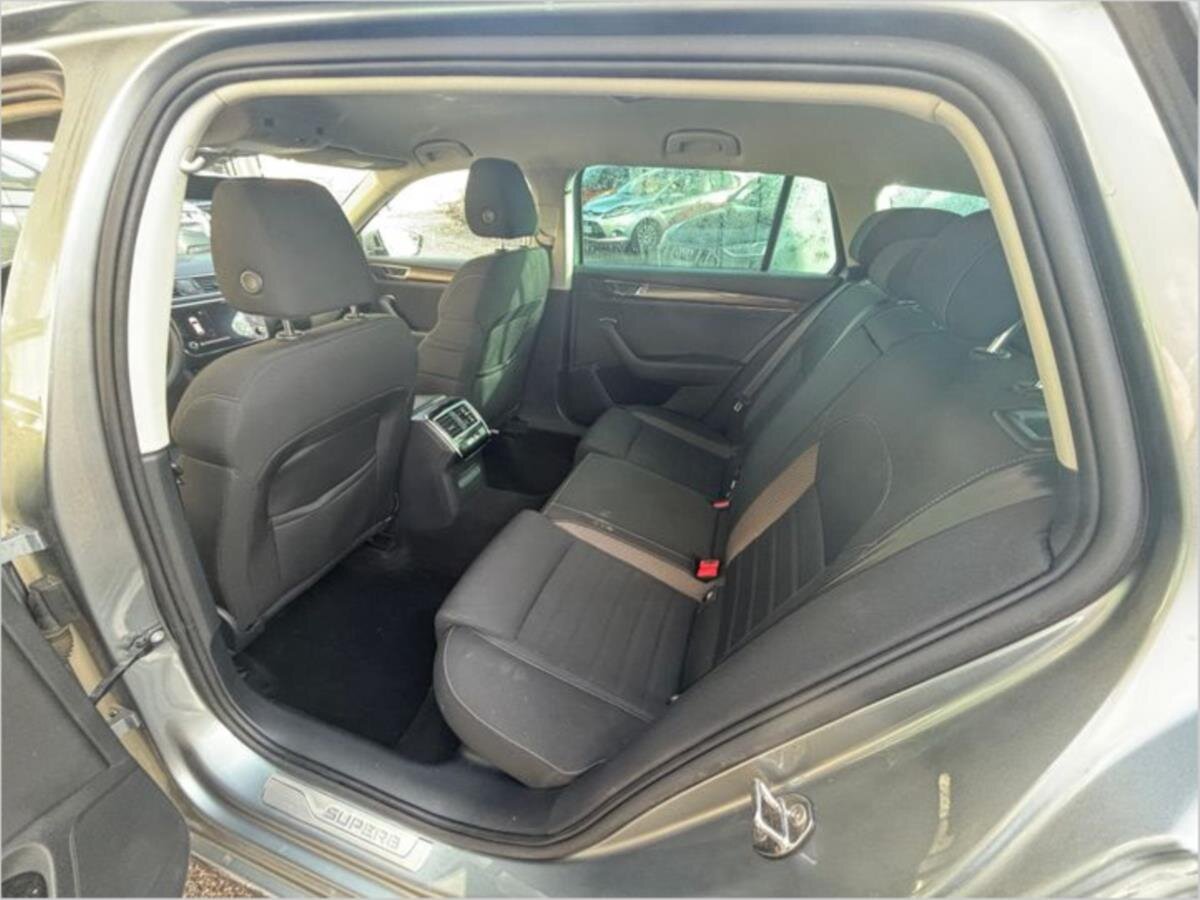 Škoda Superb Kombi 2,0 l 140 kw
