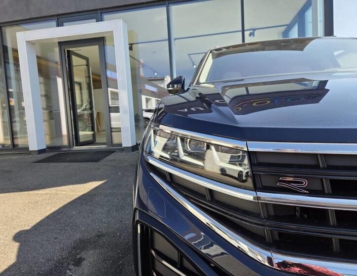 Volkswagen Touareg SUV 3,0 l 210 kw