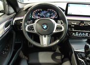 BMW Řada 5 Kombi 3,0 l 210 kw