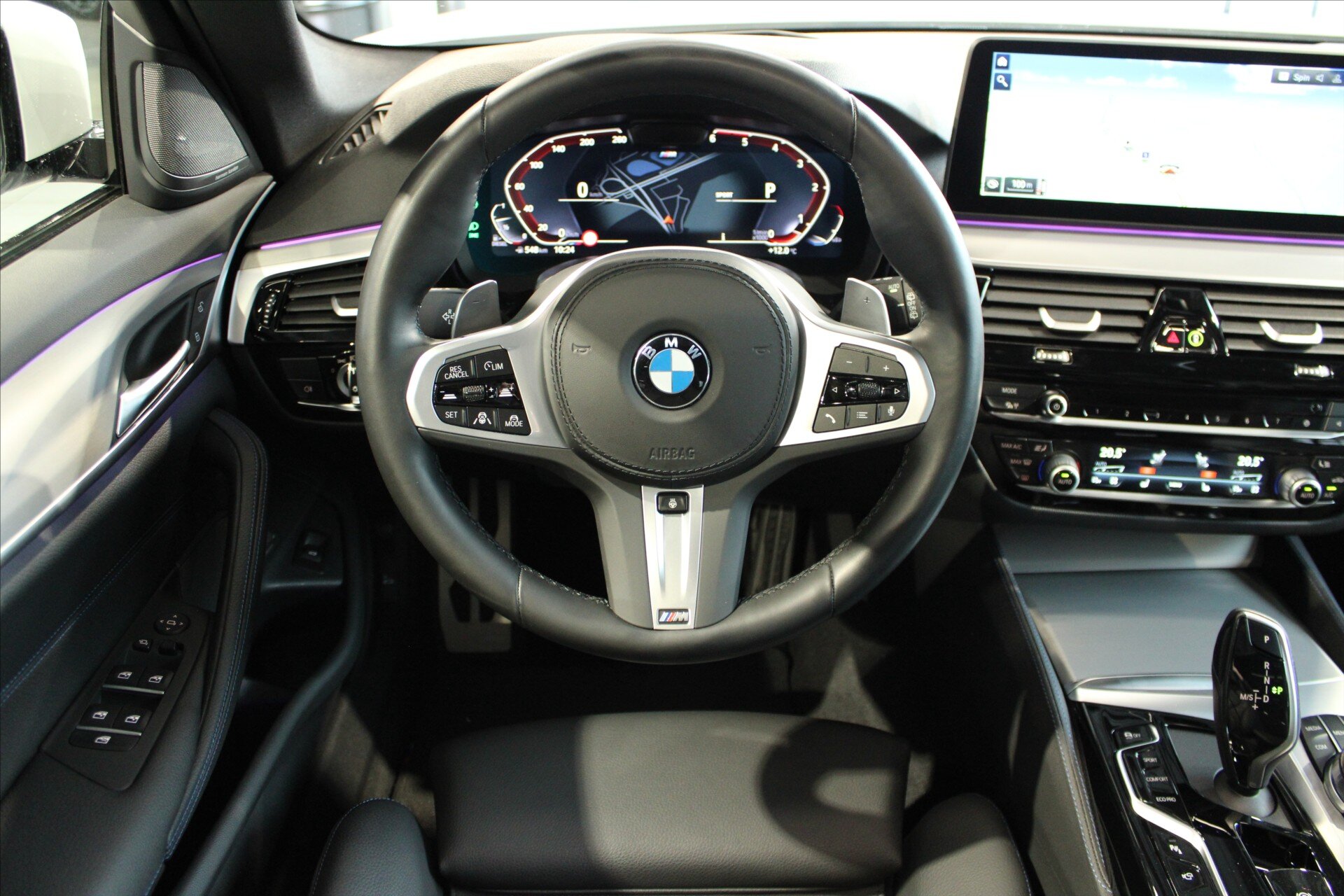 BMW Řada 5 Kombi 3,0 l 210 kw