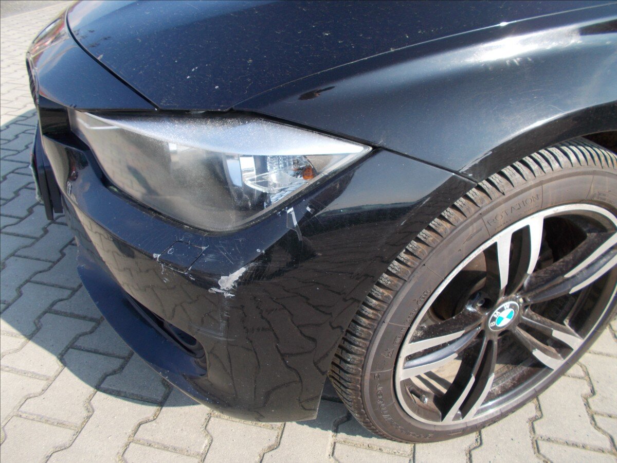 BMW Řada 3 Sedan / Limuzína 2,0 l 135 kw