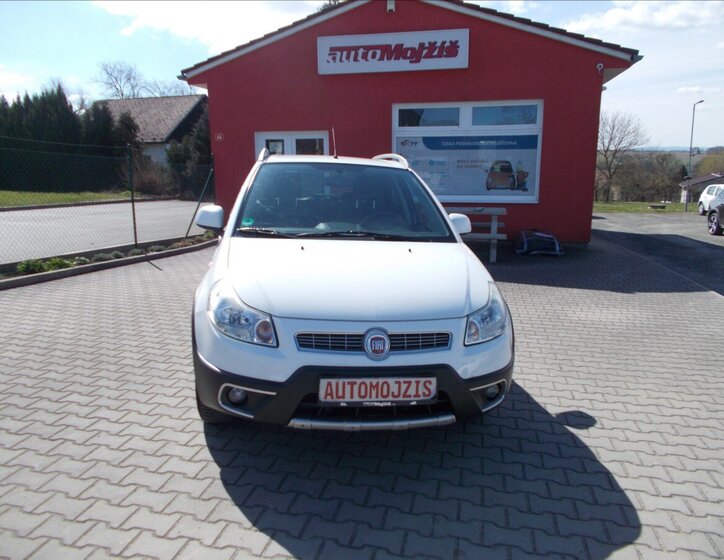 Fiat Sedici Hatchback 1,6 l 88 kw