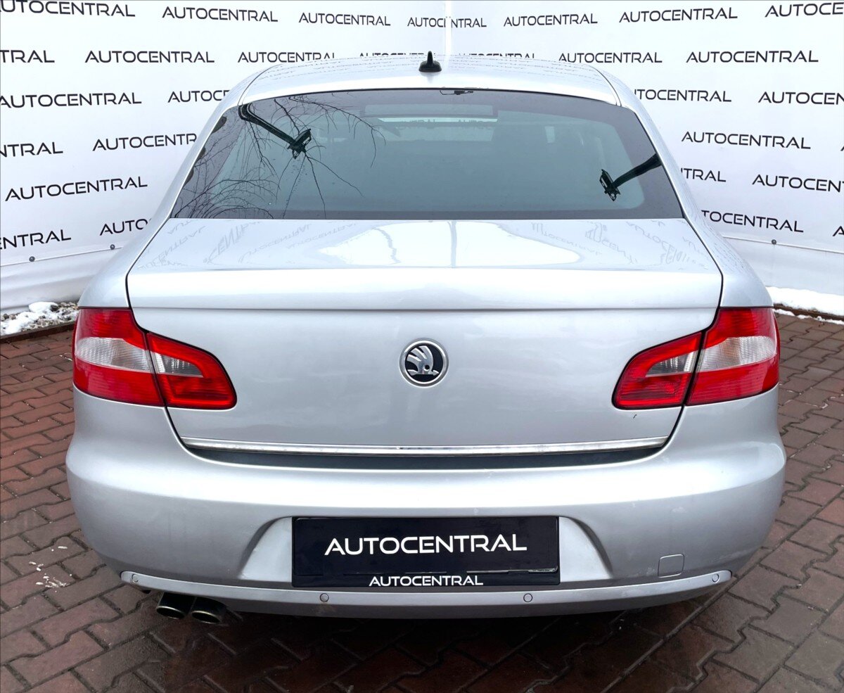 Škoda Superb Liftback 1,8 l 118 kw