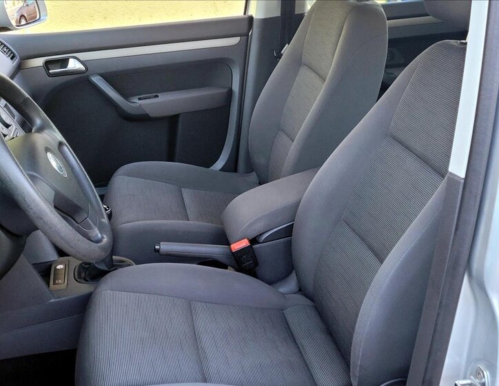 Volkswagen Touran MPV 1,9 l 77 kw