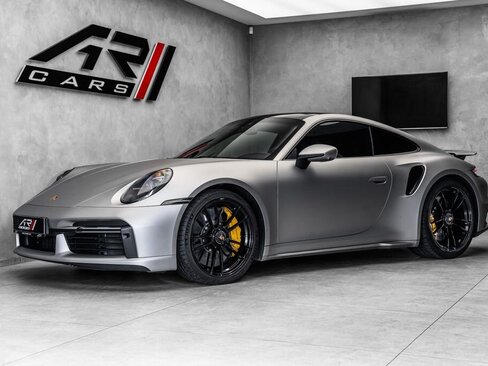 Porsche Ostatní Kupé 3,8 l 478 kw