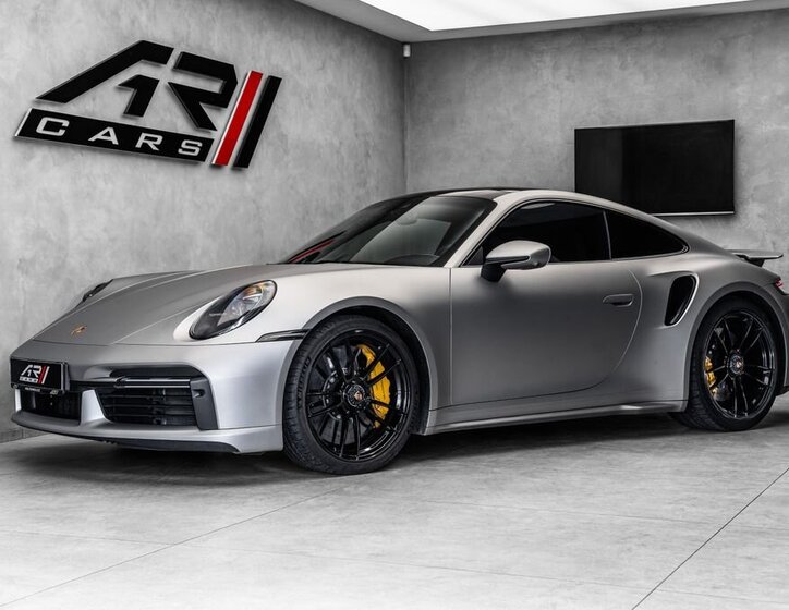 Porsche Ostatní Kupé 3,8 l 478 kw