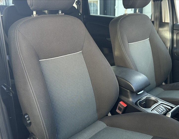 Ford S-MAX MPV 2,0 l 103 kw