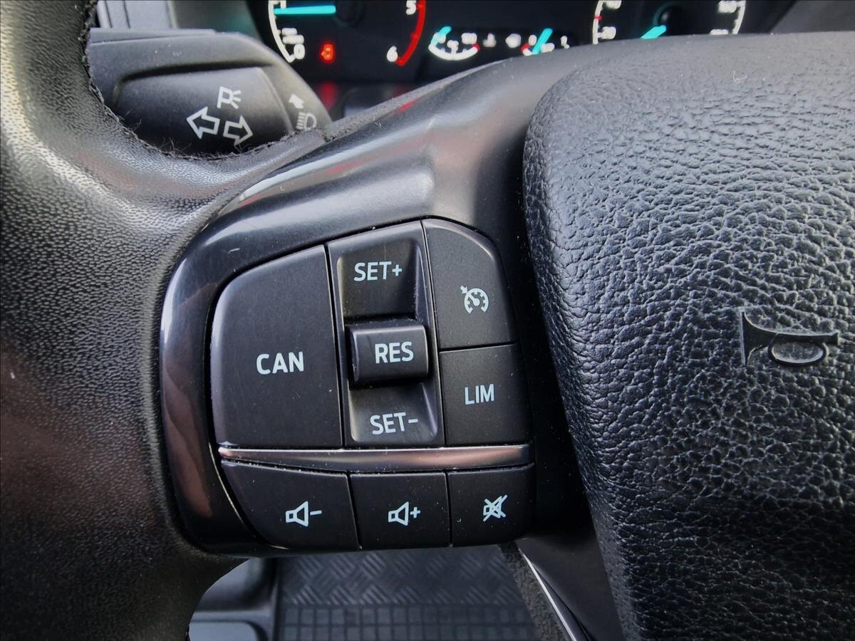 Ford Transit Custom Skříň 2,0 l 77 kw