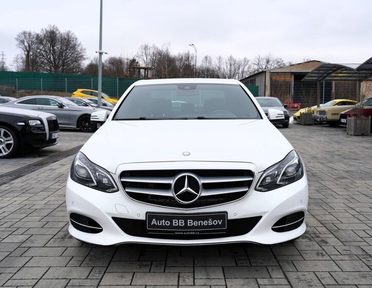 Mercedes-Benz Třídy E Sedan 2,1 l 125 kw