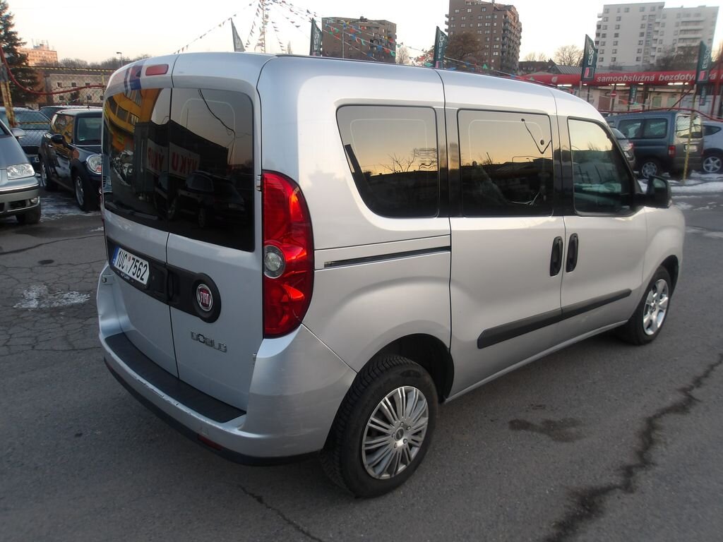 Fiat Dobló Kombi 1,6 l 66 kw