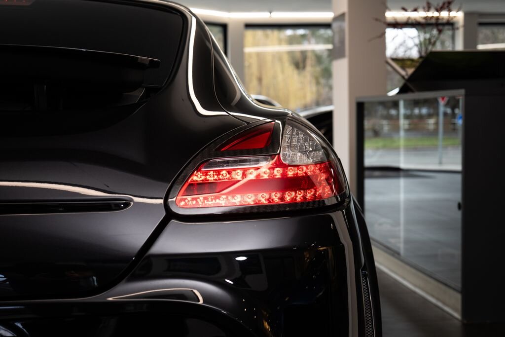 Porsche Panamera Sedan 4,8 l 294 kw