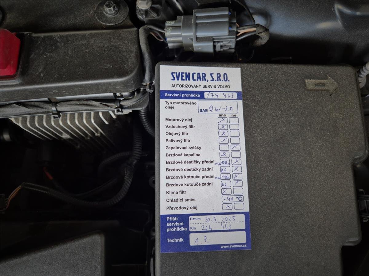 Volvo V90 Kombi 2,0 l 177 kw