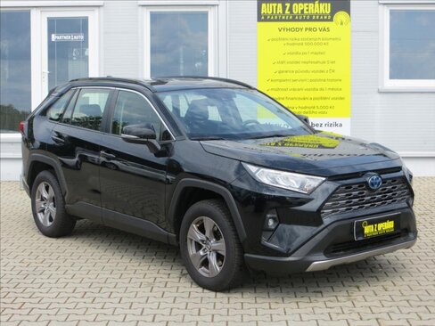 Toyota RAV4 SUV / Terénní 2,5 l 131 kw