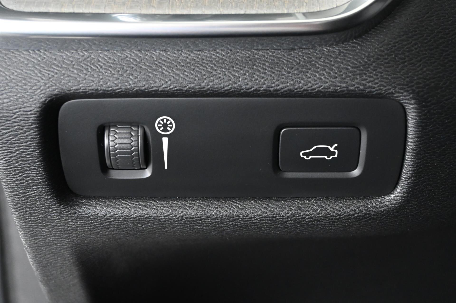 Volvo V60 Kombi 2,0 l 145 kw