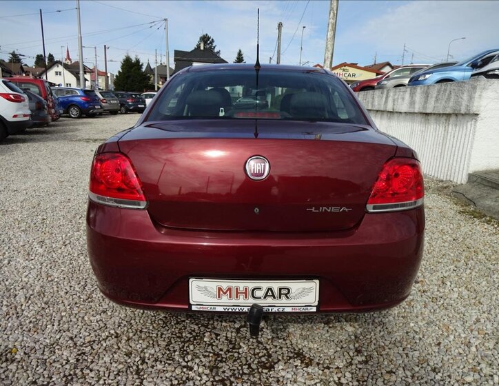 Fiat Linea Sedan / Limuzína 1,4 l 57 kw