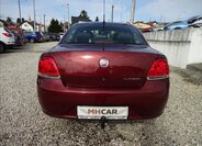 Fiat Linea Sedan / Limuzína 1,4 l 57 kw