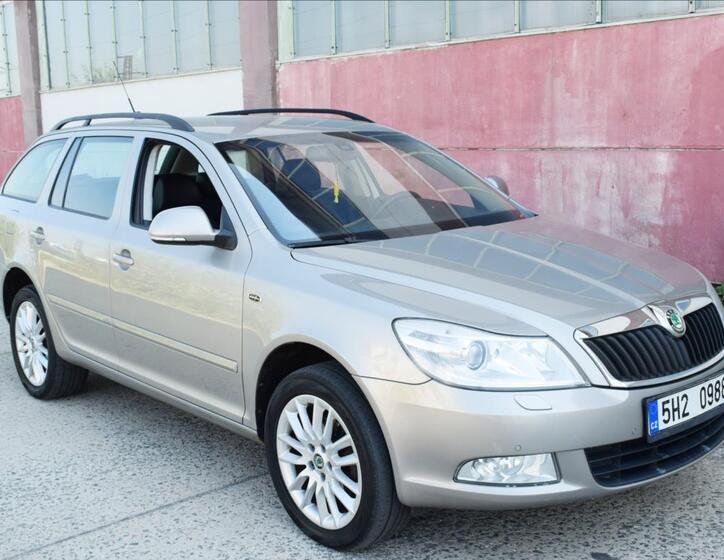 Škoda Octavia 9