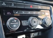 Volkswagen T-Roc CUV / Crossover 1,5 l 110 kw