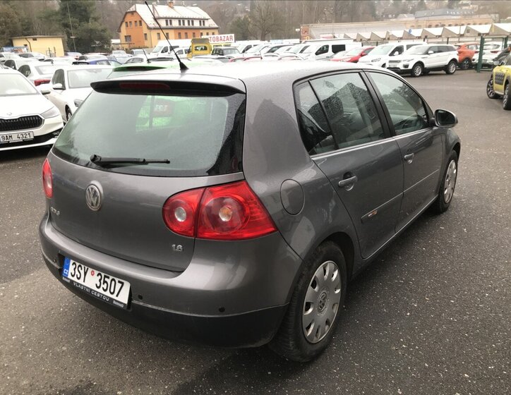 Volkswagen Golf Hatchback 1,6 l 75 kw
