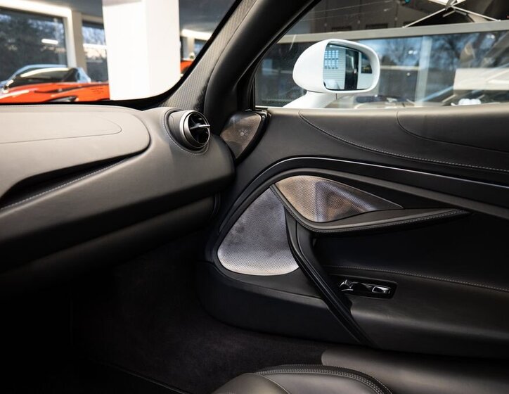 McLaren 720S Kupé 4,0 l 530 kw