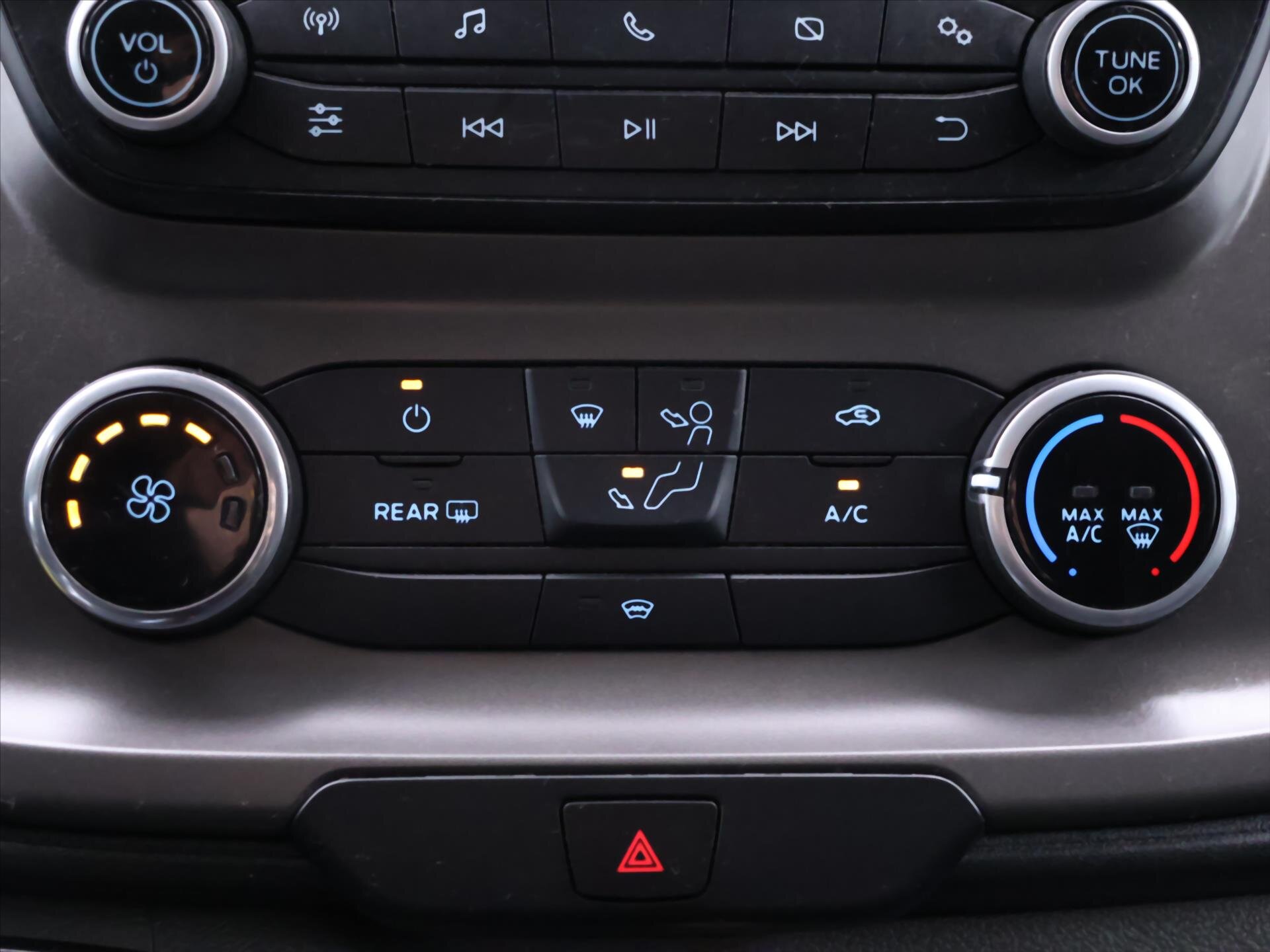 Ford Transit Custom Kombi 2,0 l 95 kw