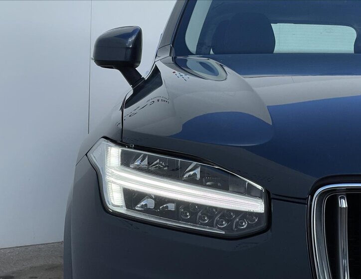 Volvo XC90 SUV 2,0 l 173 kw