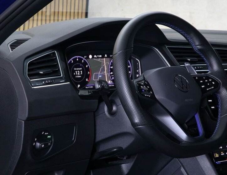 Volkswagen Tiguan SUV 2,0 l 235 kw