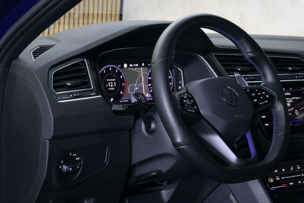 Volkswagen Tiguan SUV 2,0 l 235 kw