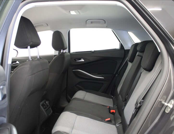 Opel Grandland X 7