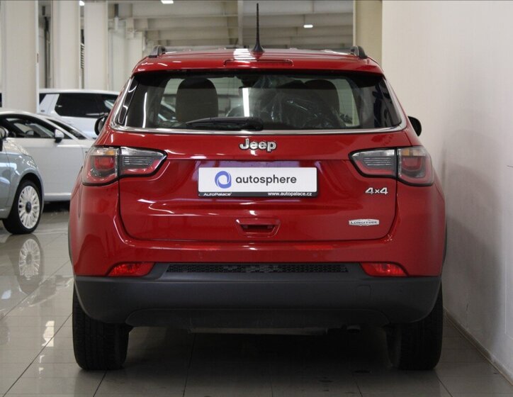 Jeep Compass 4