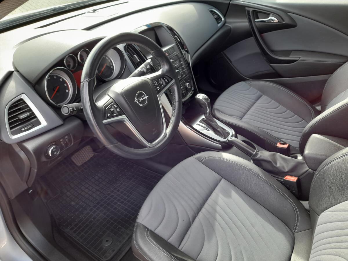 Opel Astra Hatchback 1,4 l 103 kw