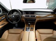 BMW Řada 7 Sedan / Limuzína 3,0 l 225 kw