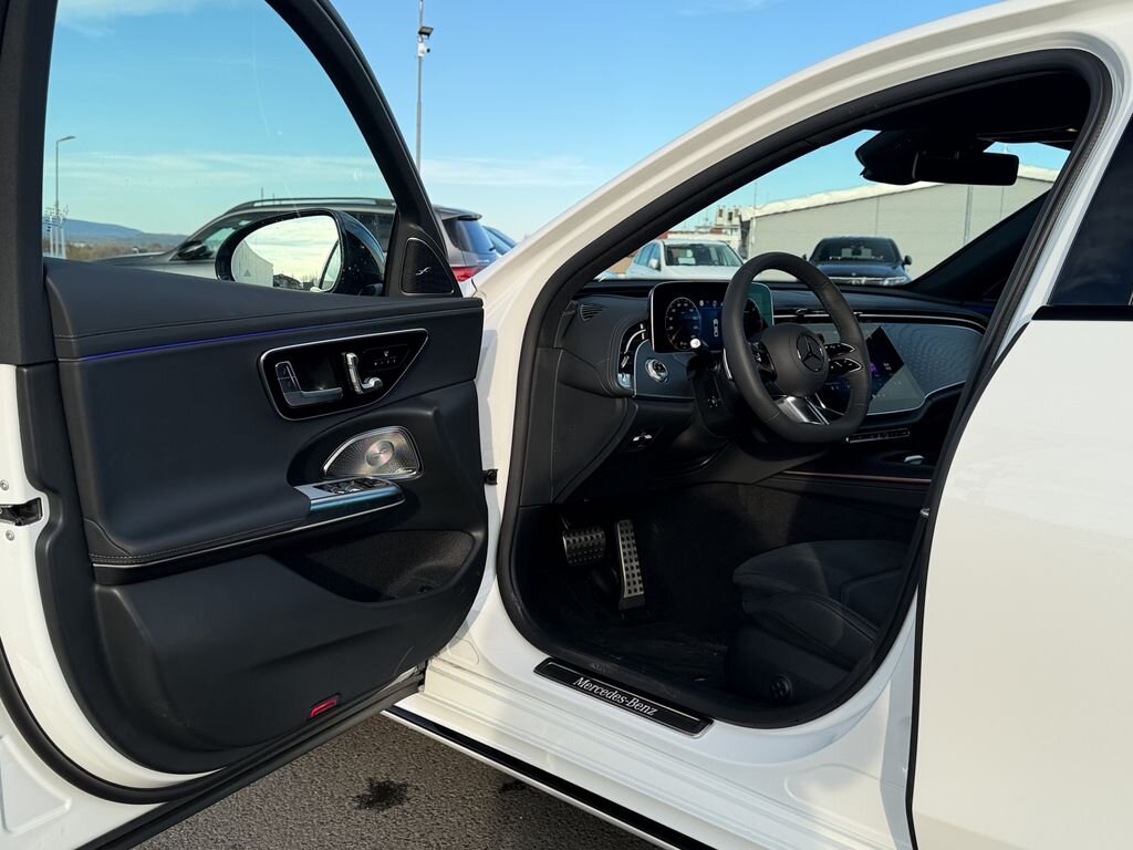 Mercedes-Benz Třídy E Sedan / Limuzína 2,0 l 145 kw