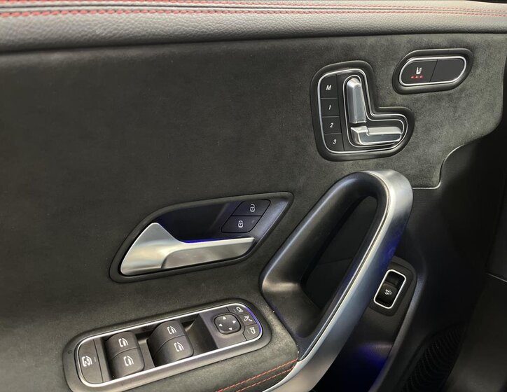 Mercedes-Benz CLA Kupé 2,0 l 165 kw