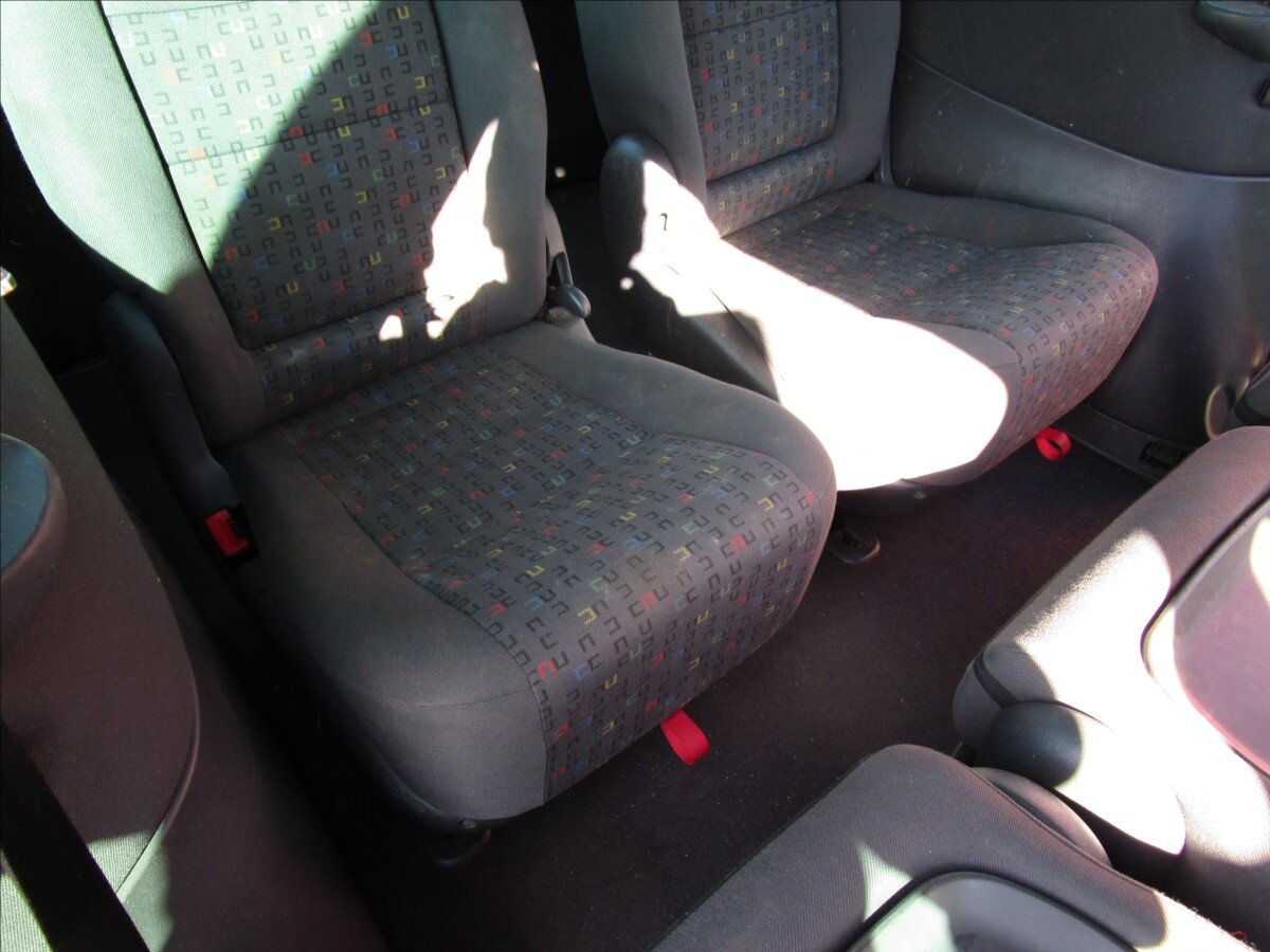 Volkswagen Sharan Kombi 1,9 l 85 kw