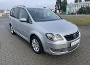 Volkswagen Touran 6