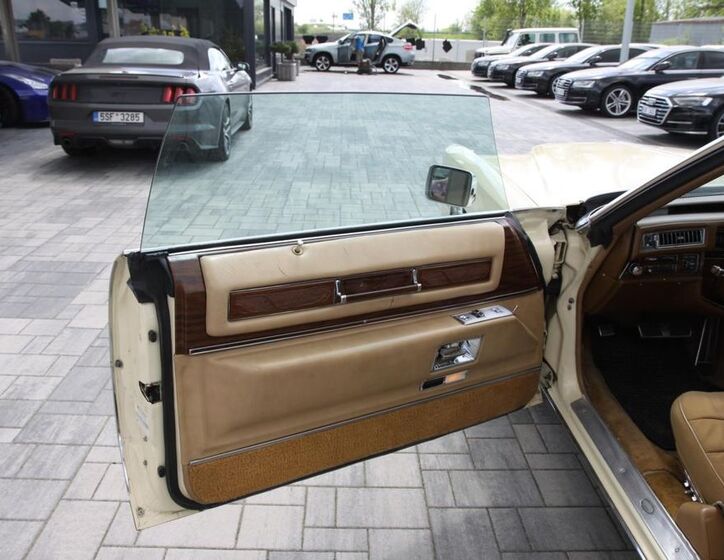 Cadillac Eldorado 14