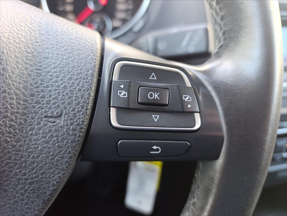 Volkswagen Golf Hatchback 1,6 l 77 kw