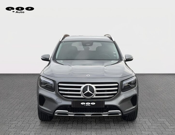 Mercedes-Benz GLB SUV / Terénní 1,3 l 120 kw