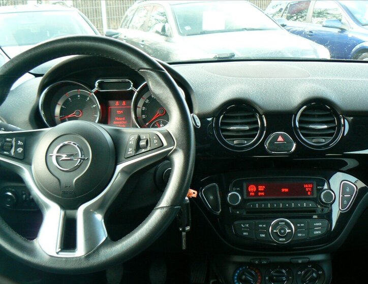 Opel Adam Hatchback 1,2 l 51 kw