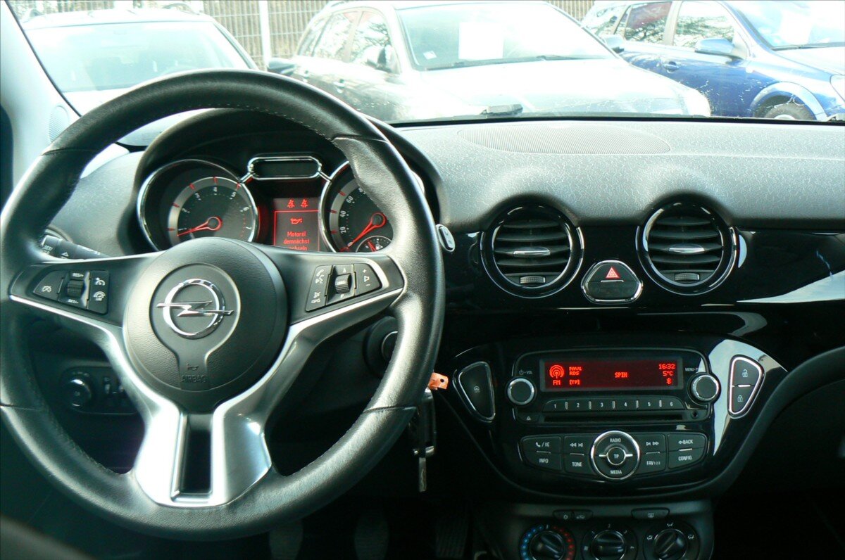 Opel Adam Hatchback 1,2 l 51 kw