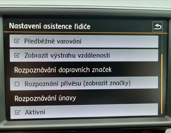 Volkswagen Passat Kombi 1,6 l 88 kw