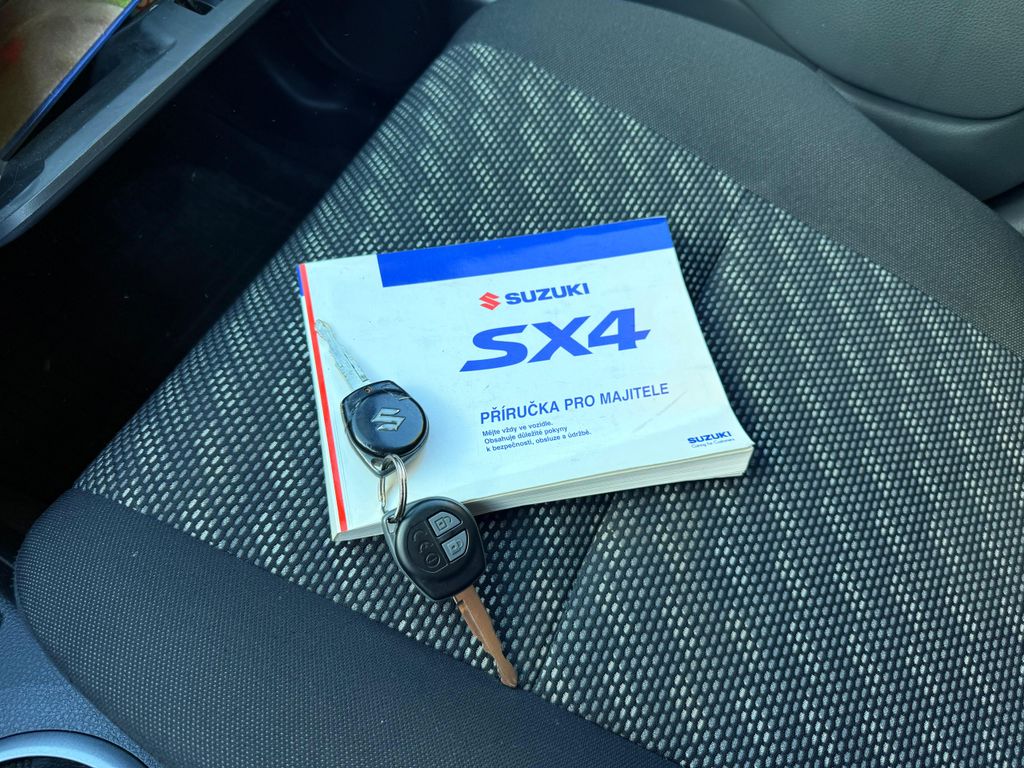 Suzuki SX4